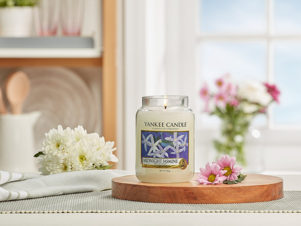 Midnight Jasmine Yankee Candle